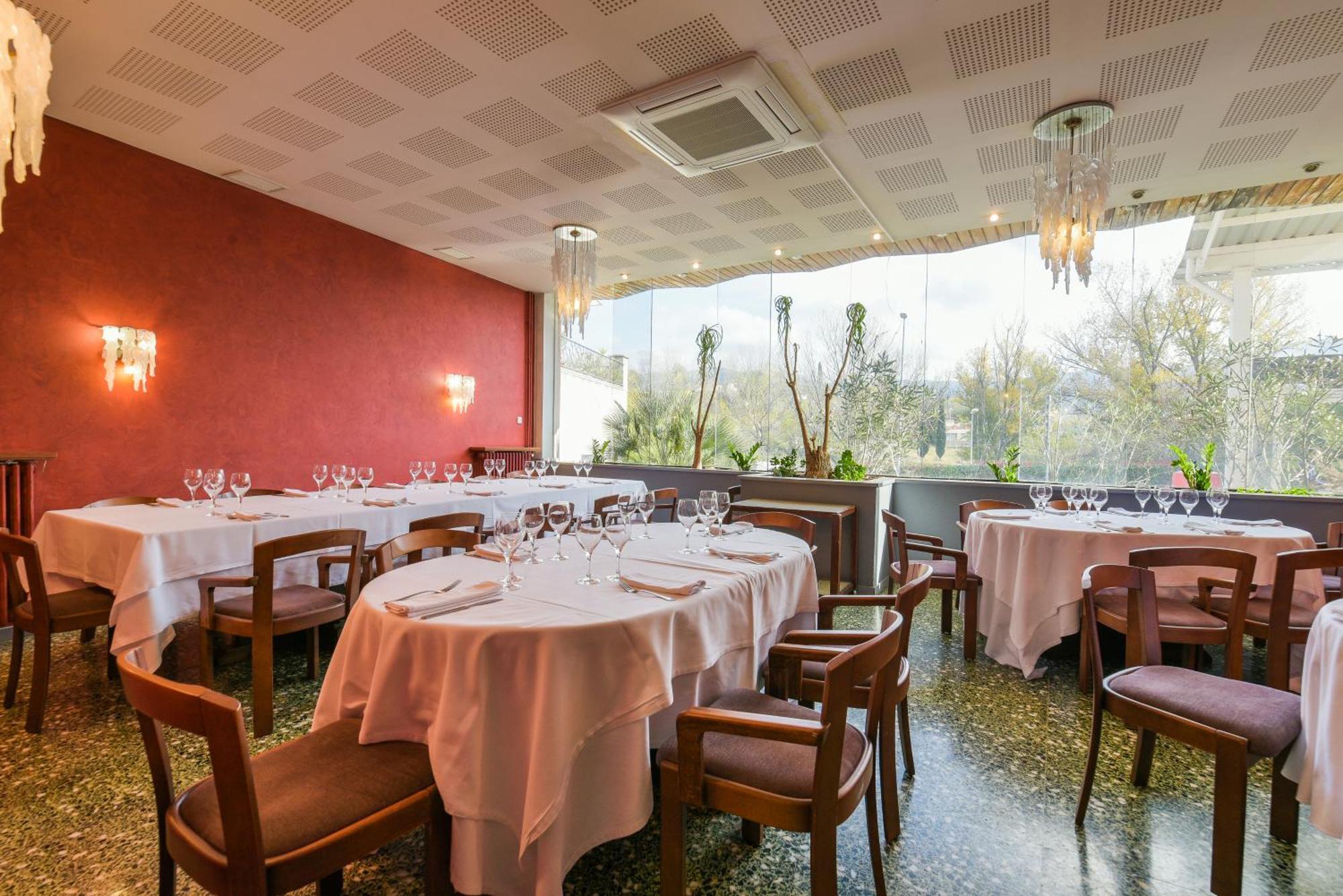 Hotel Robert La Pobla de Claramunt Kültér fotó