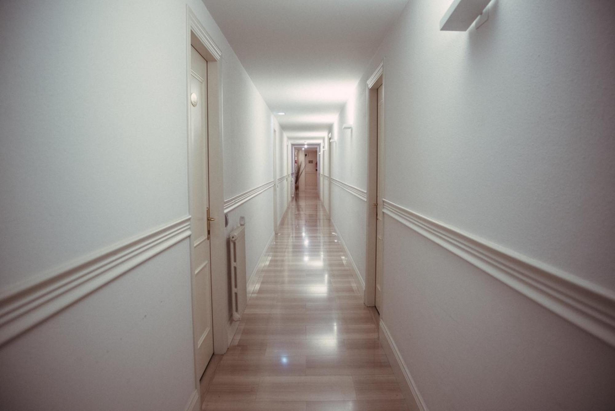 Hotel Robert La Pobla de Claramunt Kültér fotó