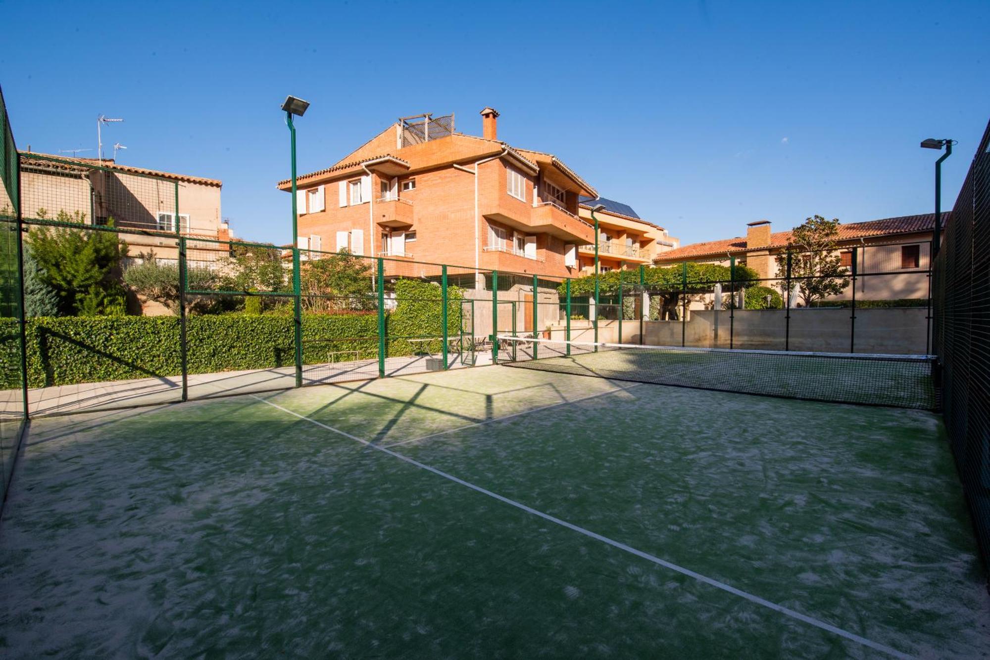 Hotel Robert La Pobla de Claramunt Kültér fotó