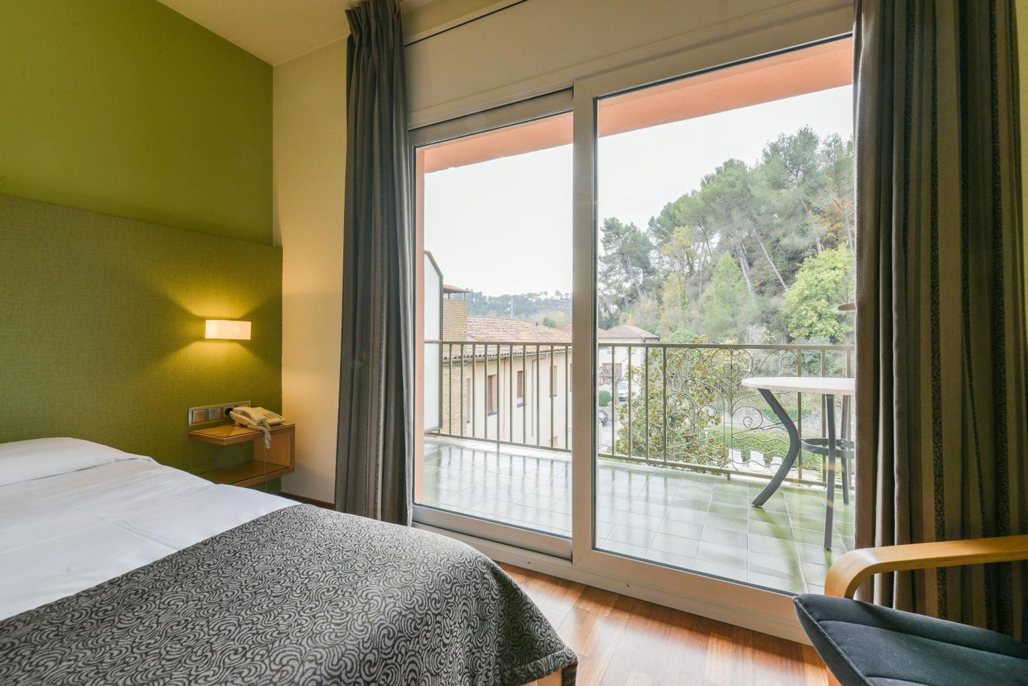Hotel Robert La Pobla de Claramunt Kültér fotó