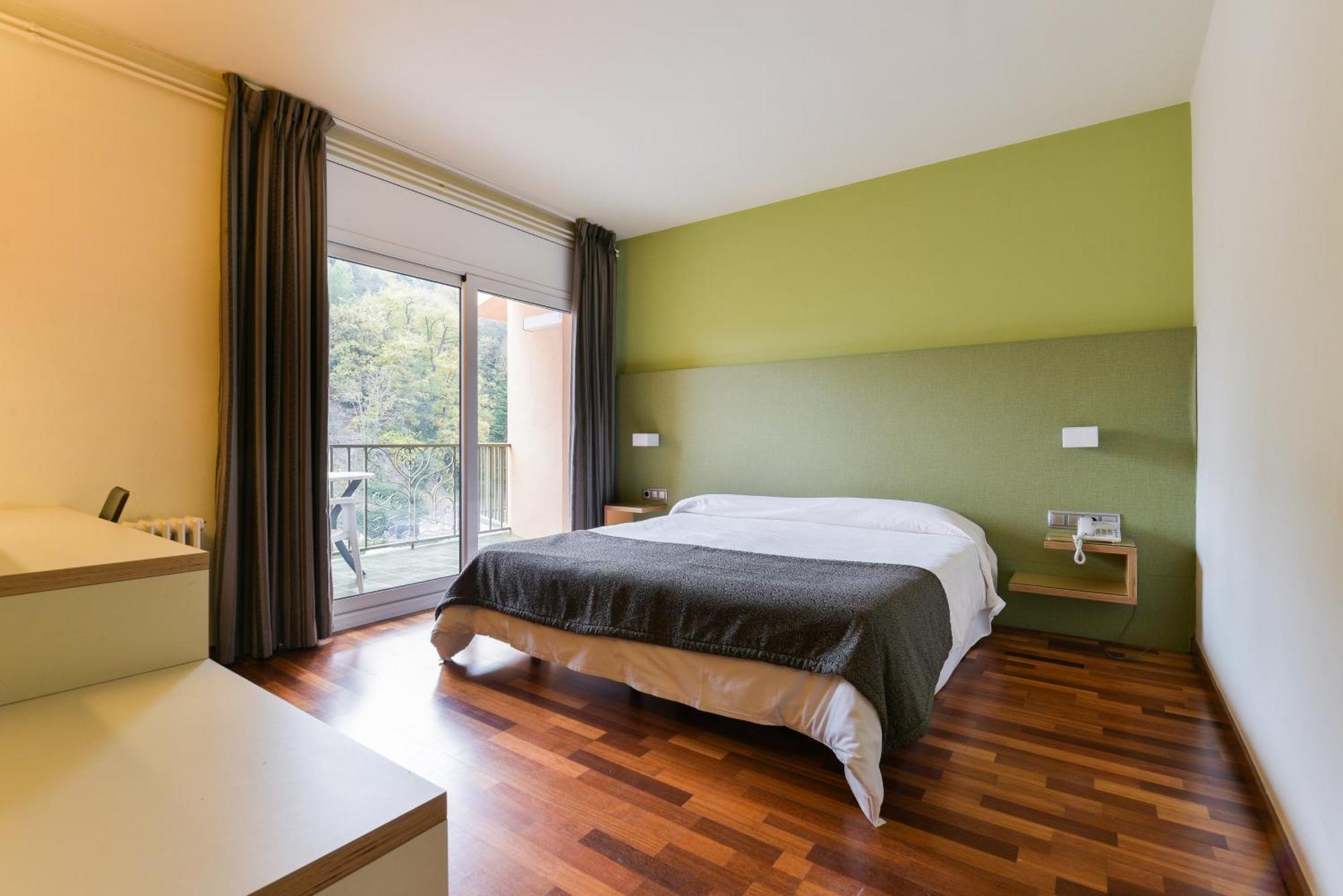 Hotel Robert La Pobla de Claramunt Kültér fotó