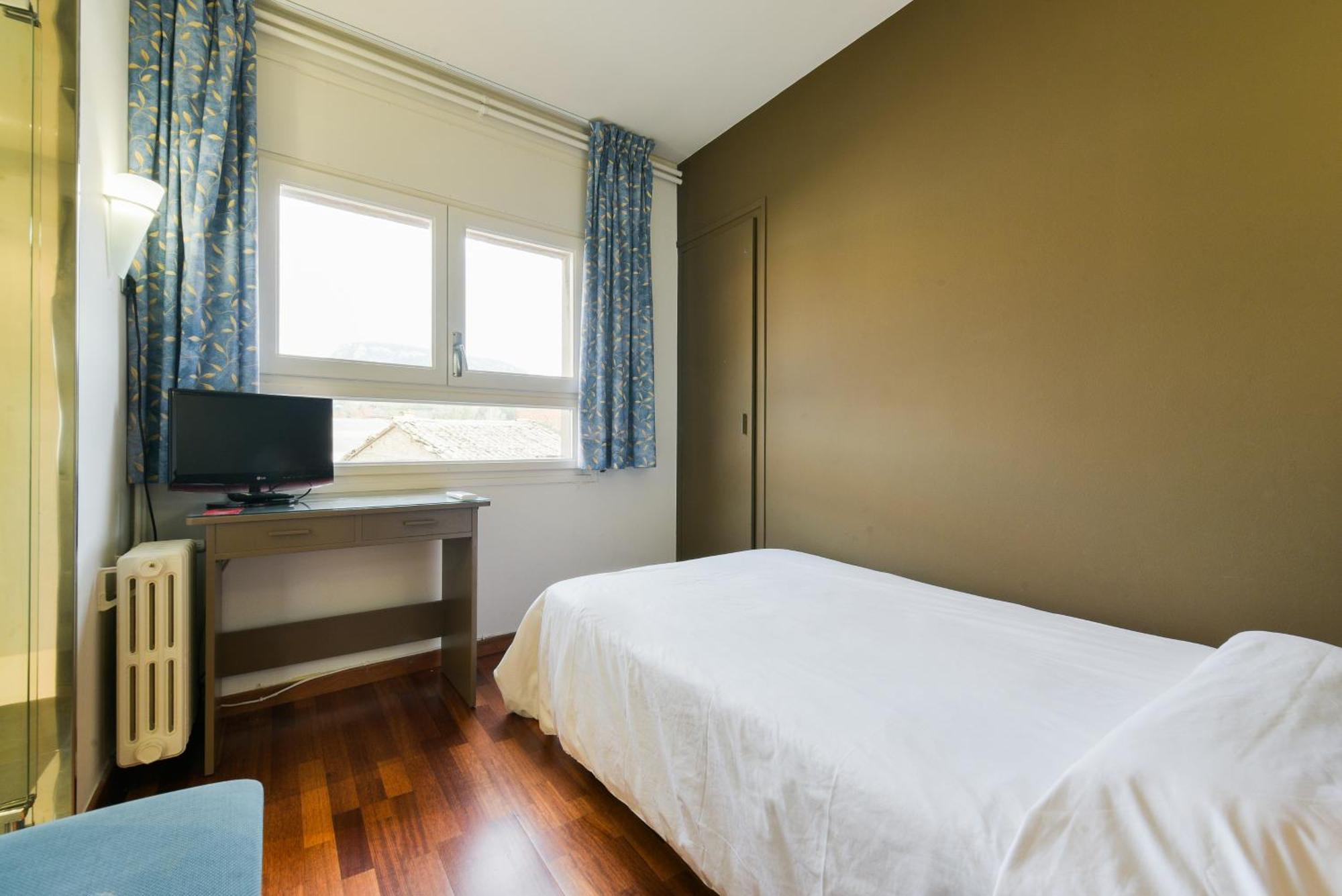 Hotel Robert La Pobla de Claramunt Kültér fotó