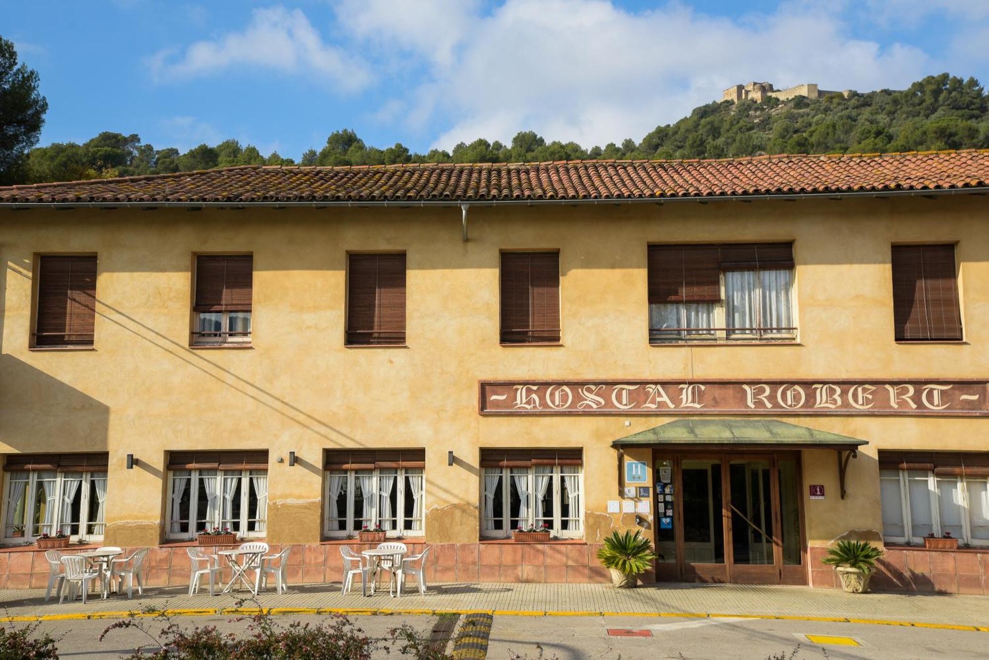 Hotel Robert La Pobla de Claramunt Kültér fotó